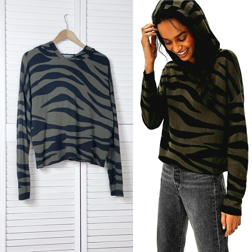 Anthropologie Kasia Zebra hoodie sweater